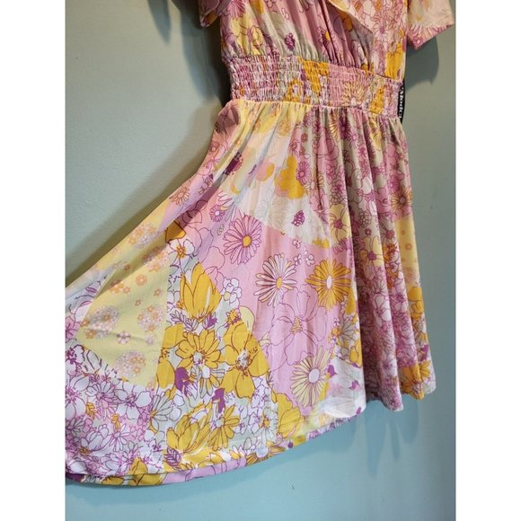New Modcloth Marvelous Flower Medley Surplice Dress Pink Yellow Sz M - Picture 3 of 7